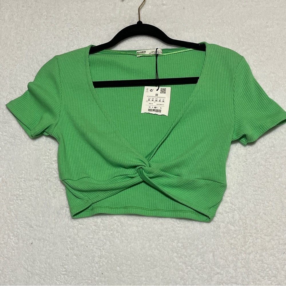 Pull&Bear Ribbed Twist Front Crop Top – Green – Size Medium – NWT